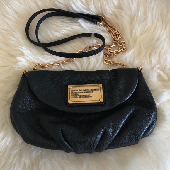 Marc Jacobs Handbags - Marc Jacobs Classic Q Karlie Crossbody Bag